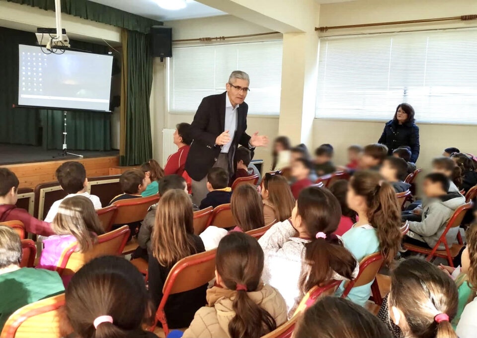 Άγγελος Τσιγκρης για παραβατικη συνπεριφορα νεων