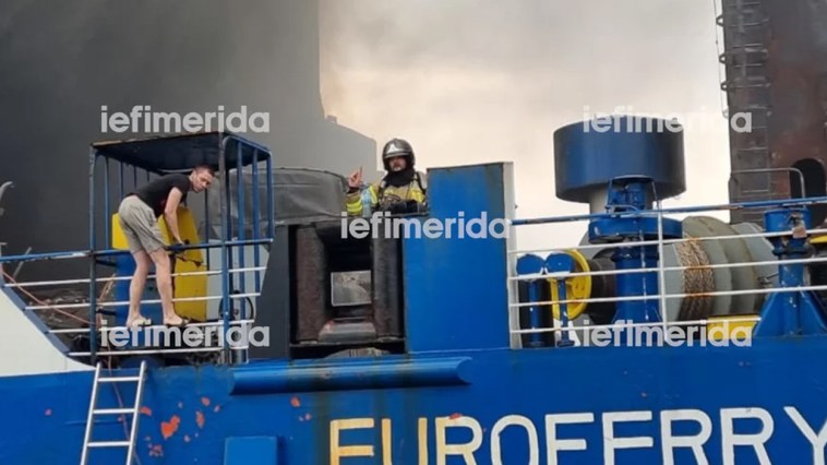 ζωντανος απο φλεγομενο πλοιο